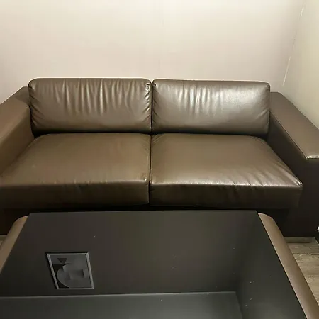 Alojamento de Acomodação e Pequeno-almoço Milhouse - Vitruvio Station 3*